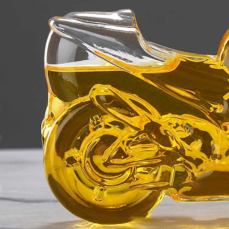Motorcycle Shaped Glass Whiskey Decanter, Lead-Free Crystal Liquor Bottle with Stopper for Home Bar & Gifts