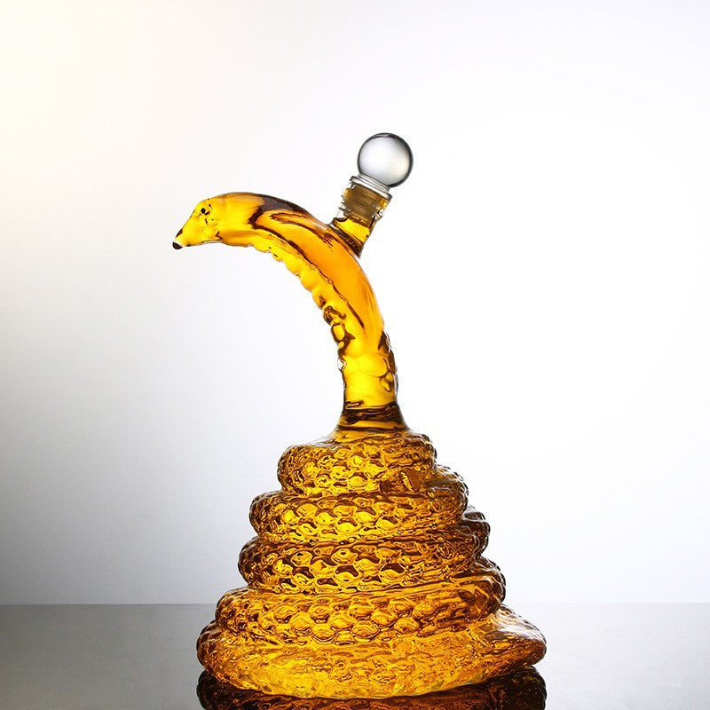Hand blown snake shaped glass decanter, unique serpent liquor bottle for whiskey brandy vodka home bar decor 